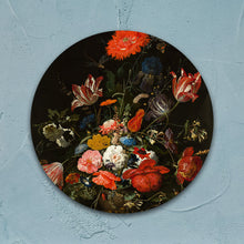 Afbeelding in Gallery-weergave laden, Bloemen in een metalen vaas - Rond
