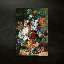 Afbeelding in Gallery-weergave laden, Boeket met bloemen in een urn
